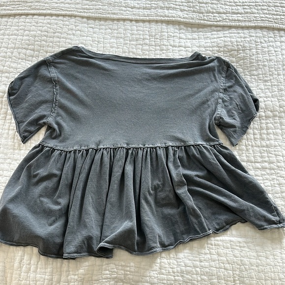 Top - Picture 2 of 2